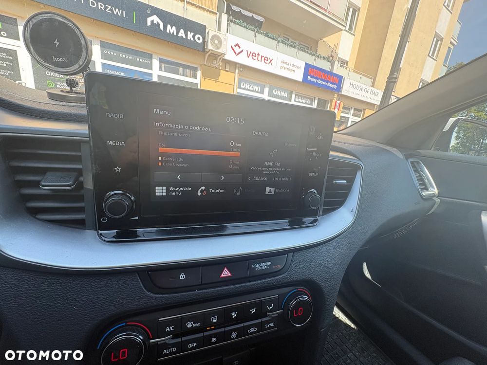 Kia Ceed 1.6 CRDi SCR M - 6