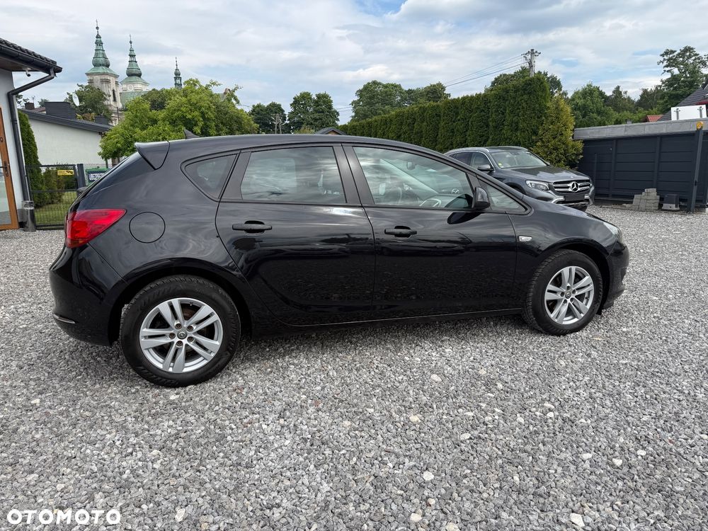 Opel Astra 1.4 T Cosmo - 23