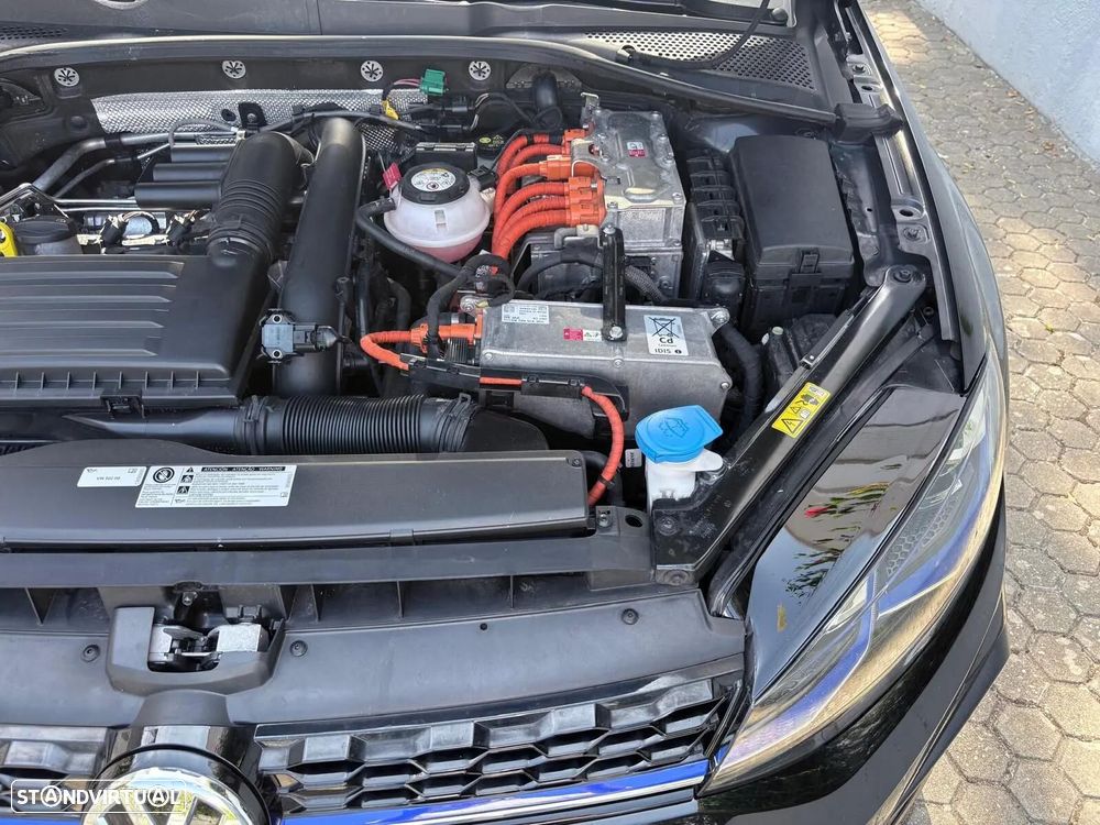 VW Golf 1.4 GTE Plug-in - 22