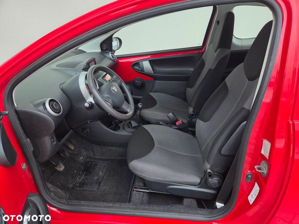 Toyota Aygo - 8