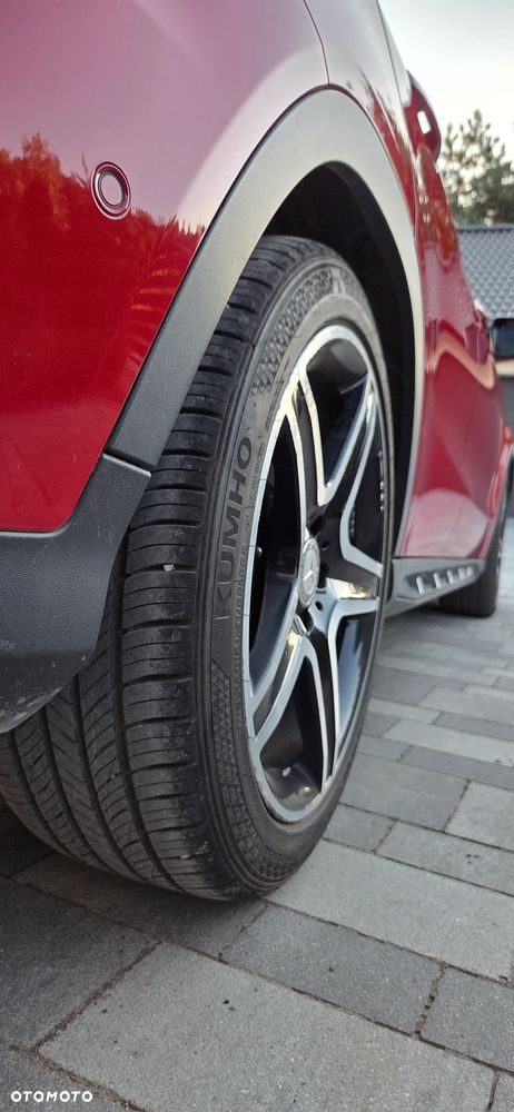 Mercedes-Benz GLA 250 4-Matic - 9