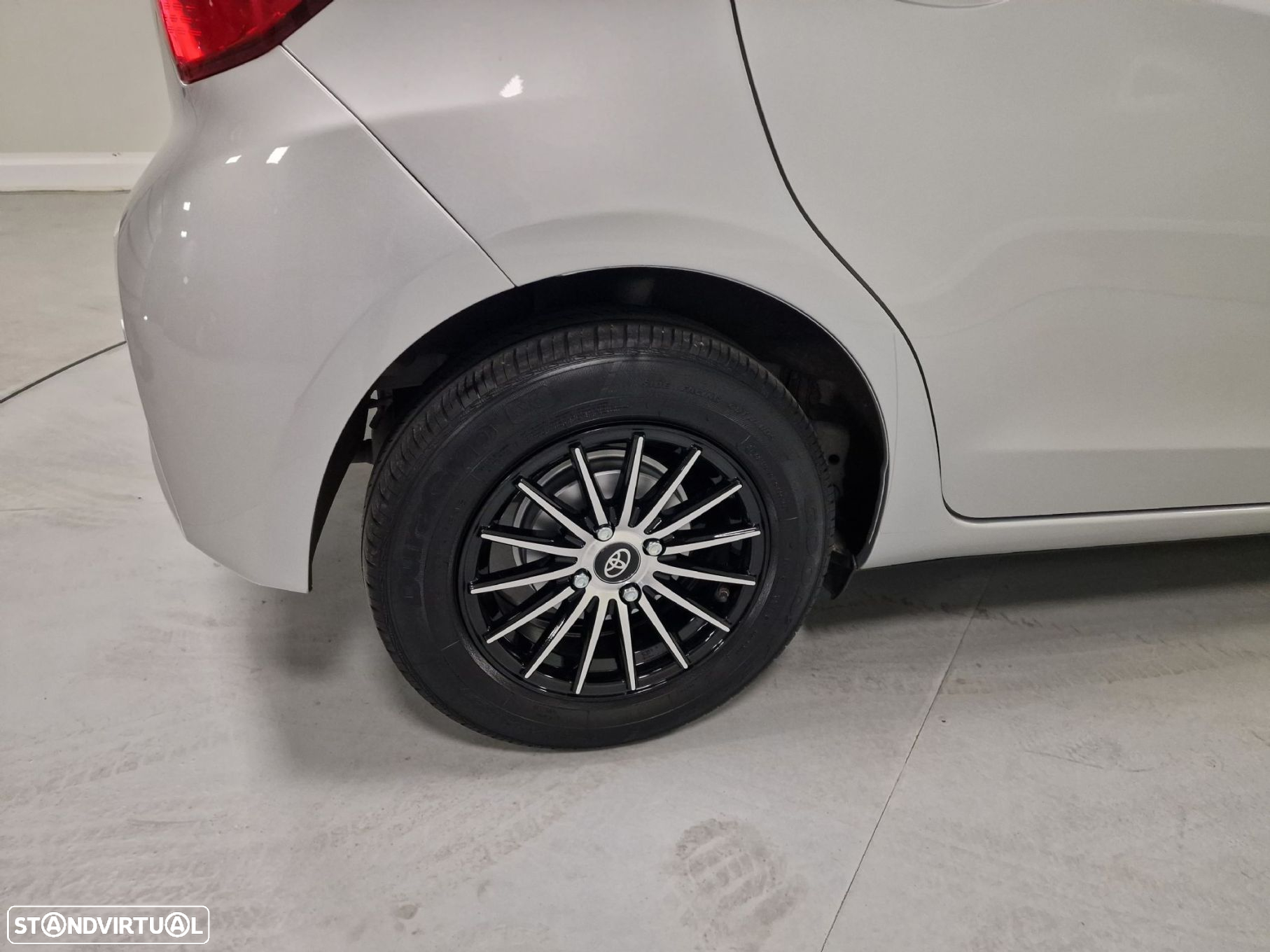 Toyota Yaris - 31
