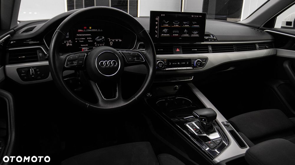 Audi A4 Limousine 35 TFSI mHEV S tronic - 12