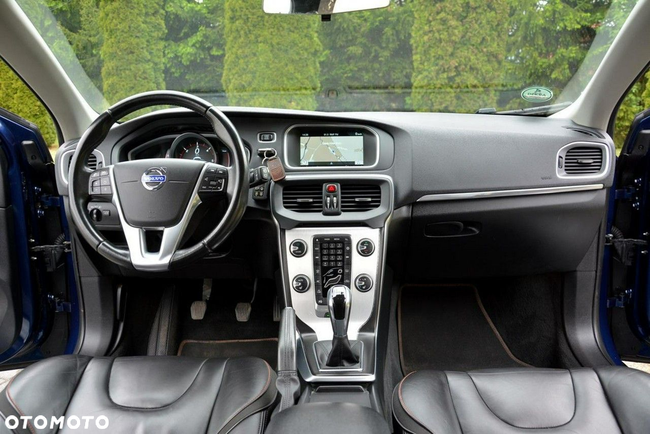 Volvo V40 D4 Ocean Race - 28