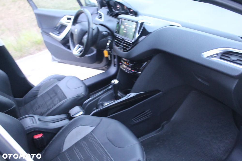Peugeot 2008 1.6 VTi Active - 19