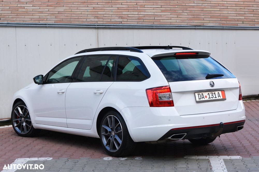 Skoda Octavia 2.0 TDI RS DSG - 15