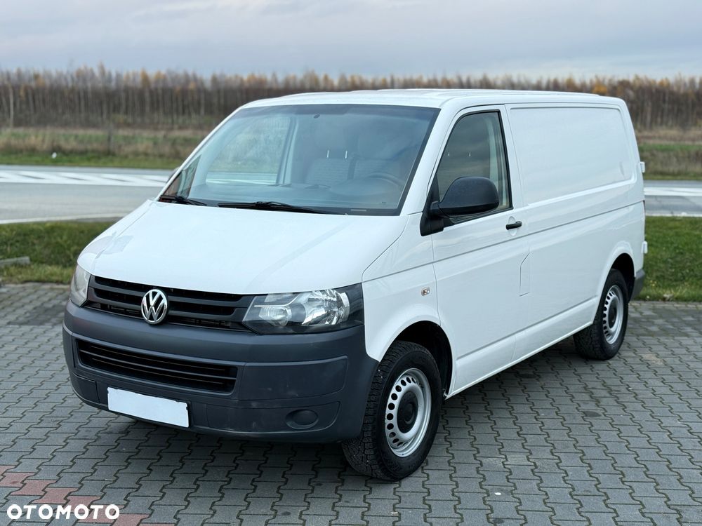 Volkswagen Transporter - 1