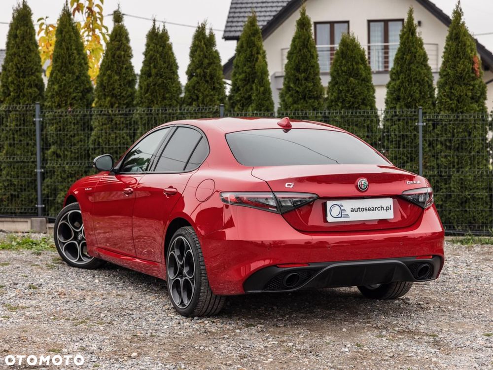 Alfa Romeo Giulia - 7