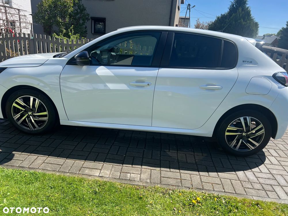 Peugeot 208 1.2 PureTech Style S&S - 16