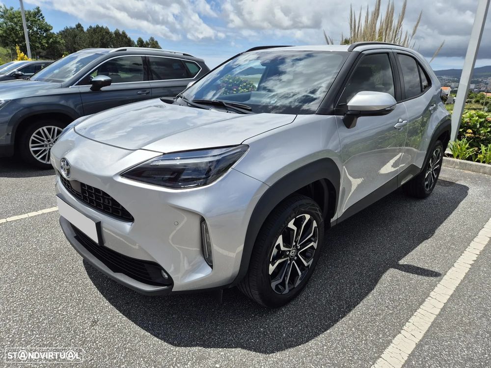 Toyota Yaris Cross 1.5 HDF Luxury - 1