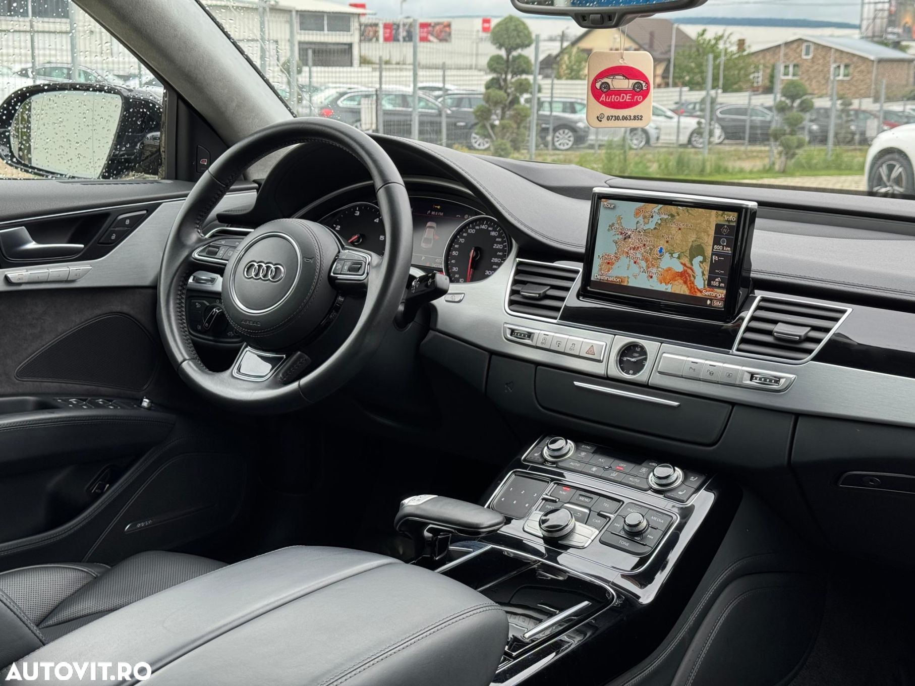 Audi A8 - 8