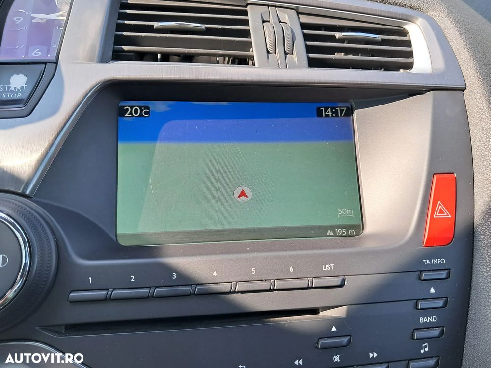 Citroën DS5 Hybrid4 EGS6 SoChic - 11