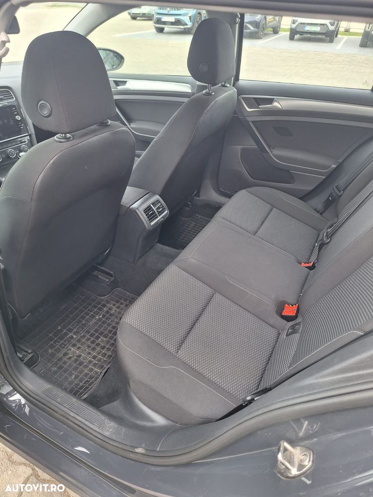 Volkswagen Golf 1.6 TDI Trendline - 14