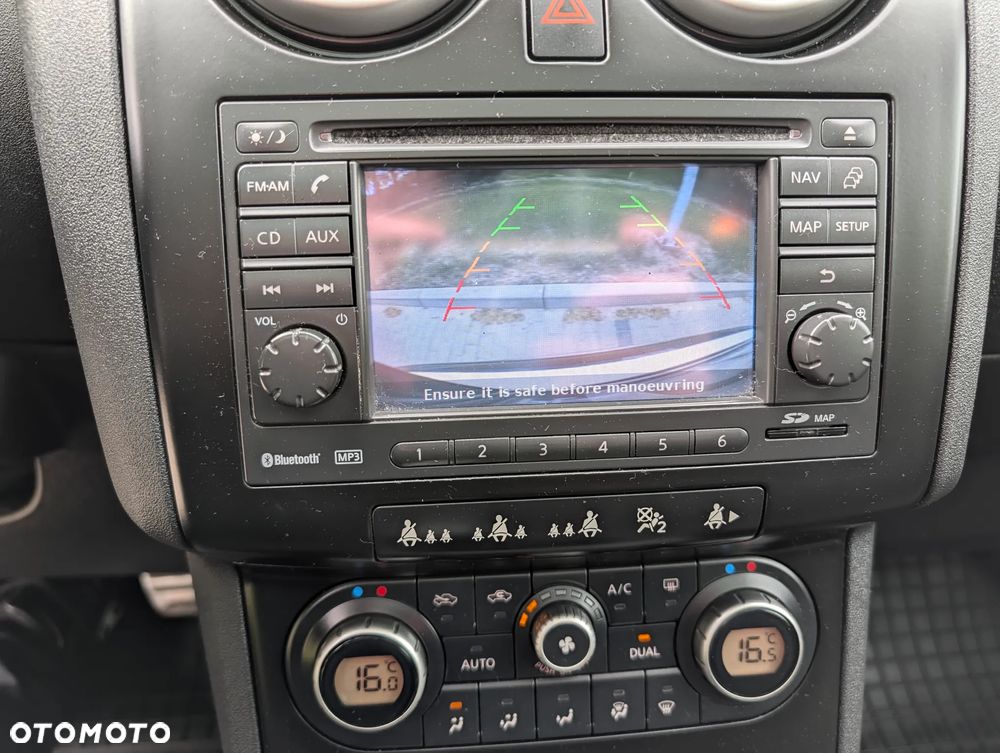Nissan Qashqai 1.5 dCi DPF tekna - 28