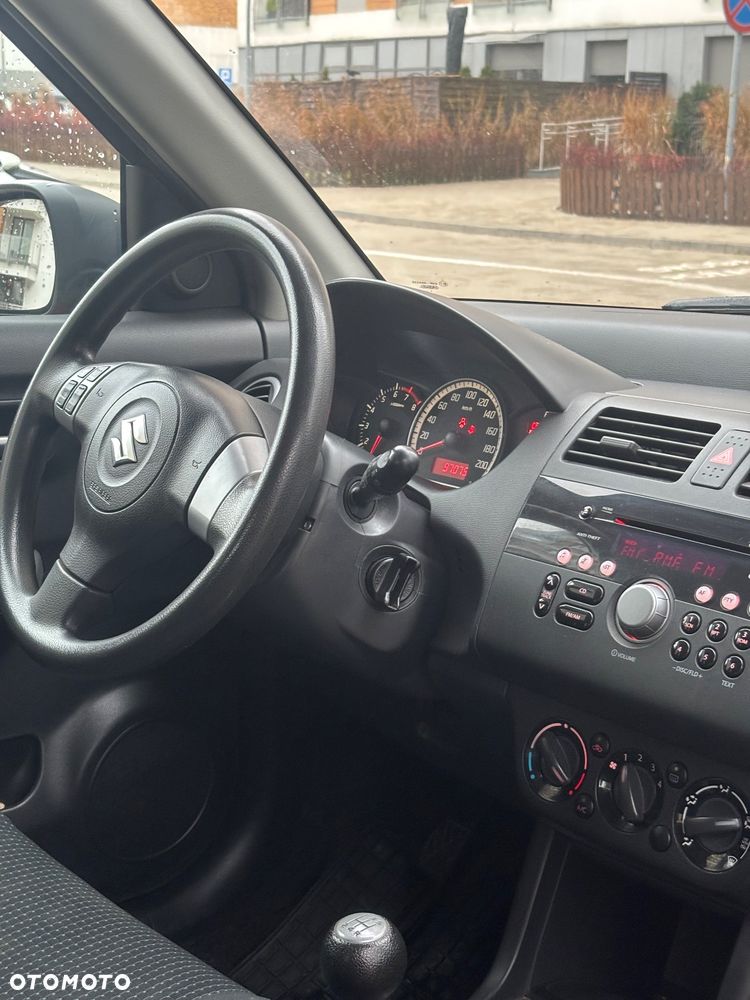 Suzuki Swift 1.5 GLX Sport - 22