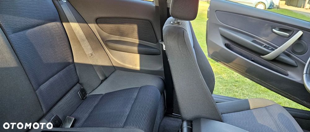 BMW Seria 1 116i - 15