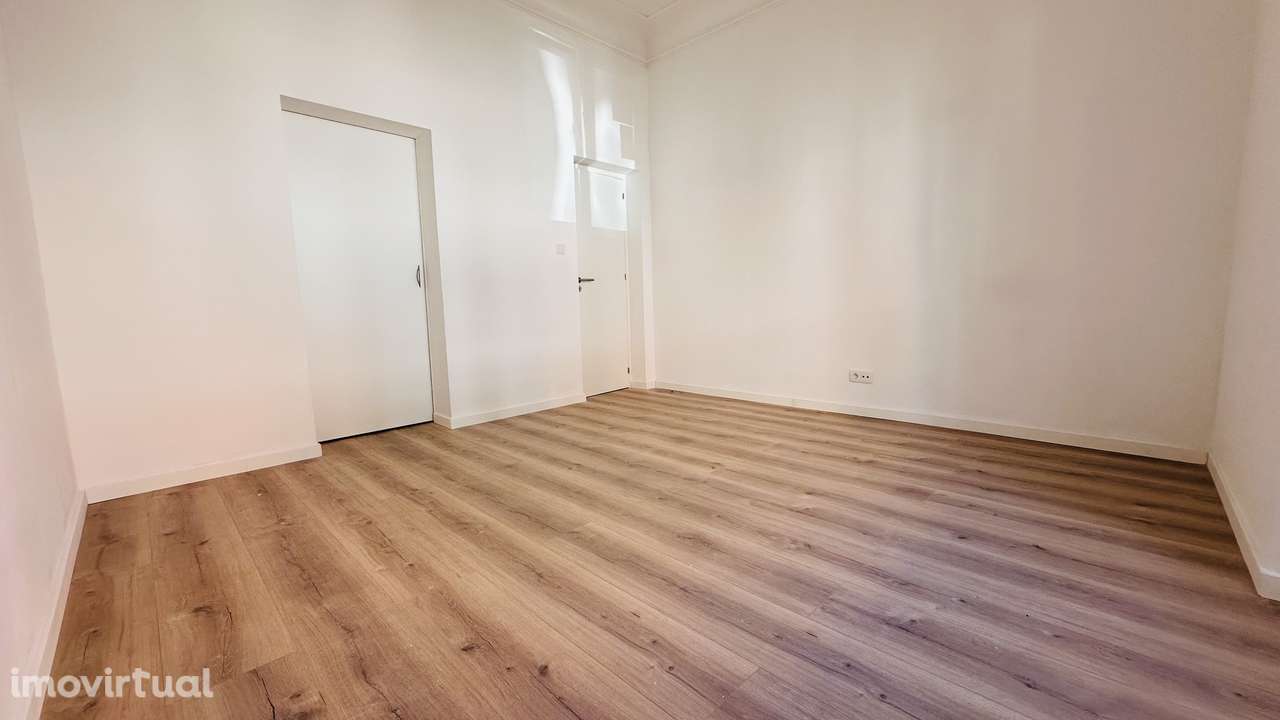 T2 a estrear com um terraço de 30m2 - Grande imagem: 4/15