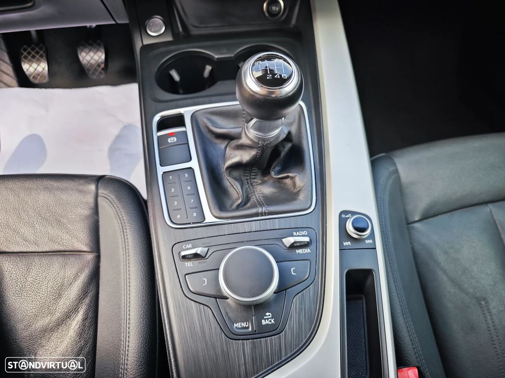 Audi A4 Avant 2.0 TDI - 16