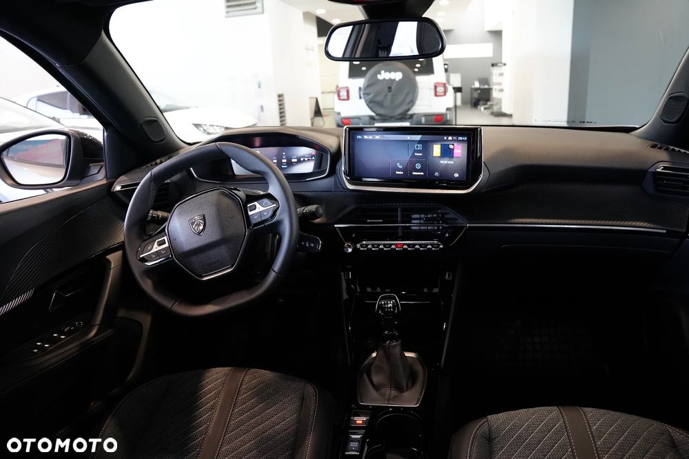 Peugeot 2008 1.2 PureTech Allure S&S - 8