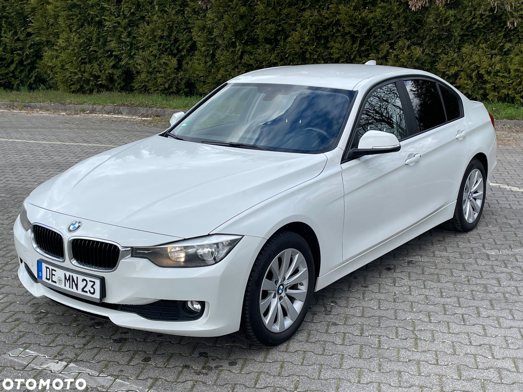 BMW Seria 3 - 1