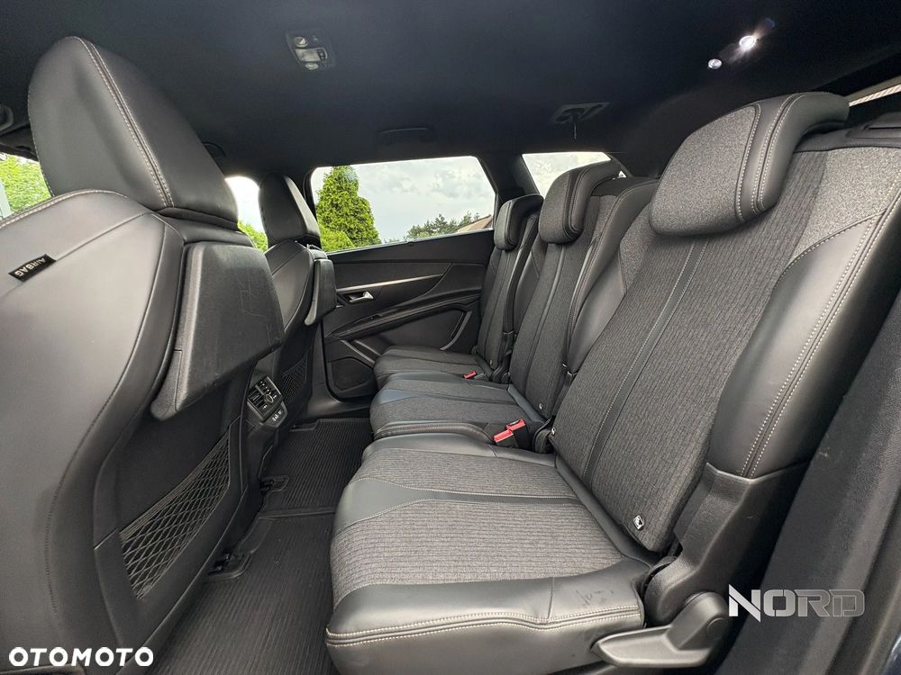 Peugeot 5008 THP 165 EAT6 Allure - 22