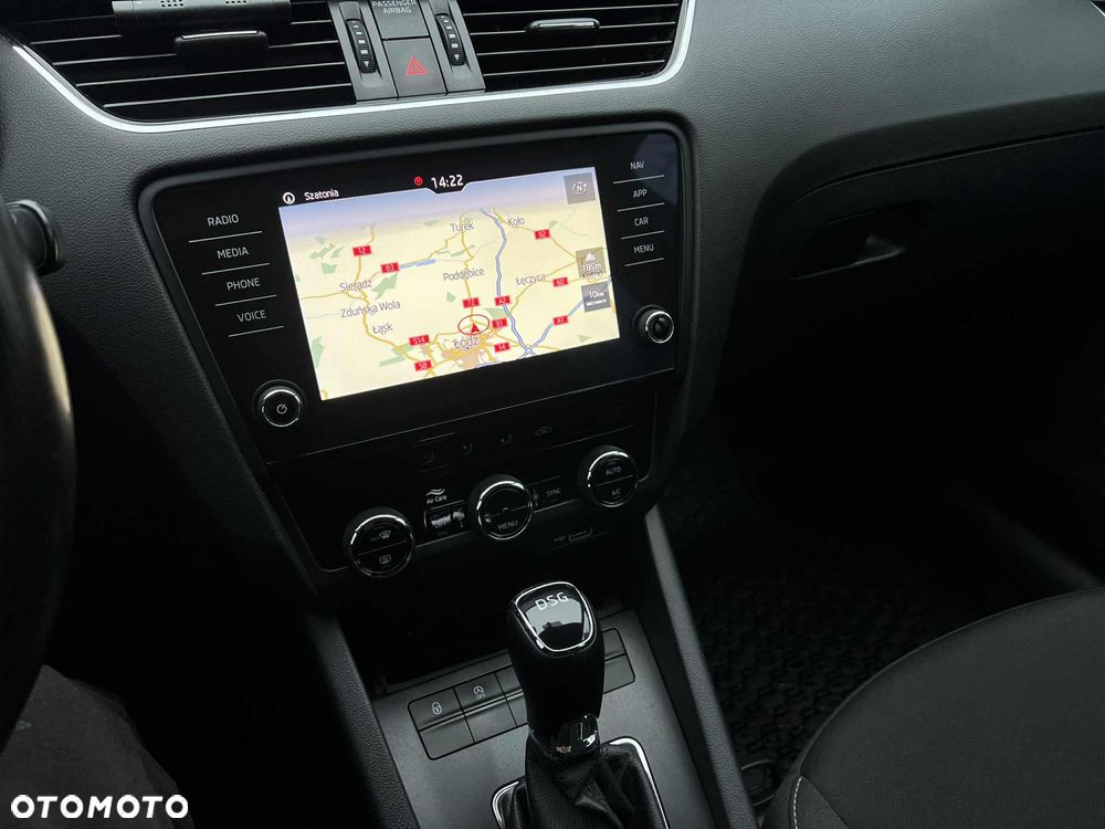 Skoda Octavia 2.0 TDI SCR Style DSG - 10