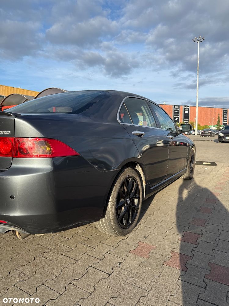 Honda Accord 2.0 Comfort - 4