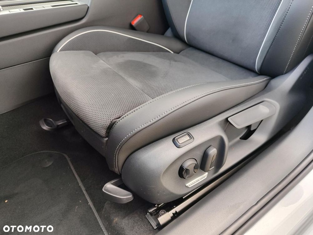 Volkswagen Passat Variant - 17