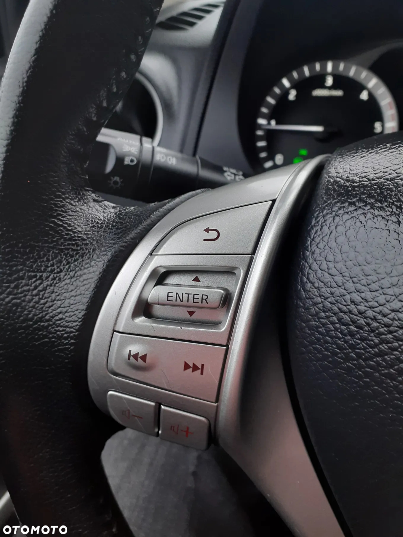 Nissan Navara - 12