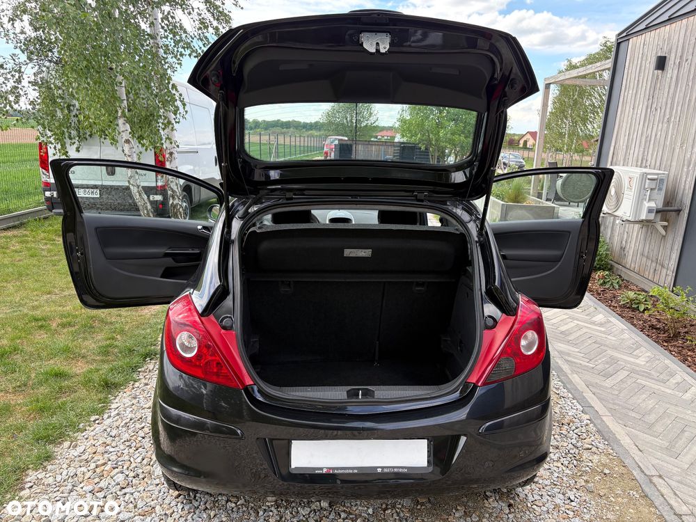 Opel Corsa 1.4 16V Edition - 8