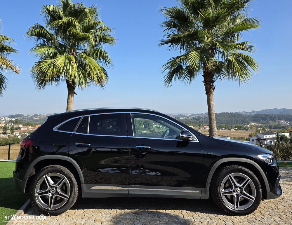 Mercedes-Benz GLA 250 e 8G-DCT AMG Line - 13