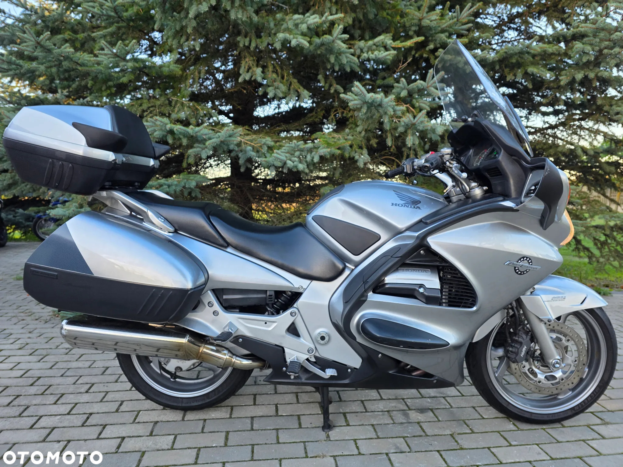 Honda ST - 27