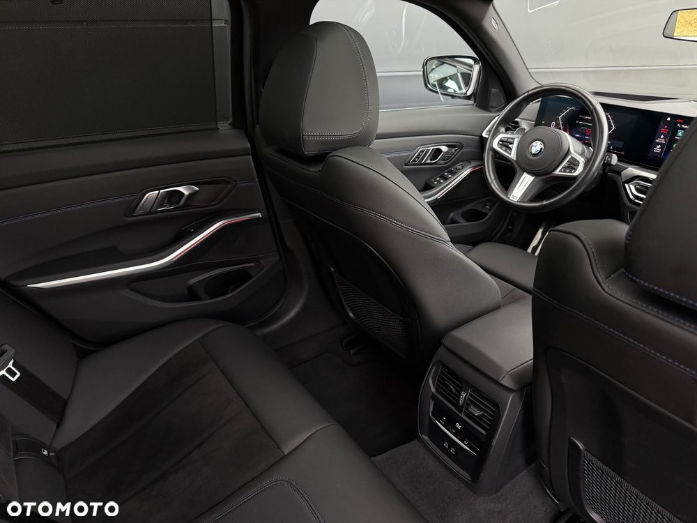 BMW Seria 3 330i xDrive M Sport sport - 29