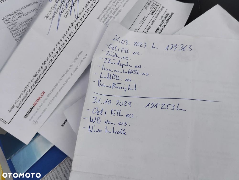 Mercedes-Benz Klasa C 350 CGI BlueEff - 32