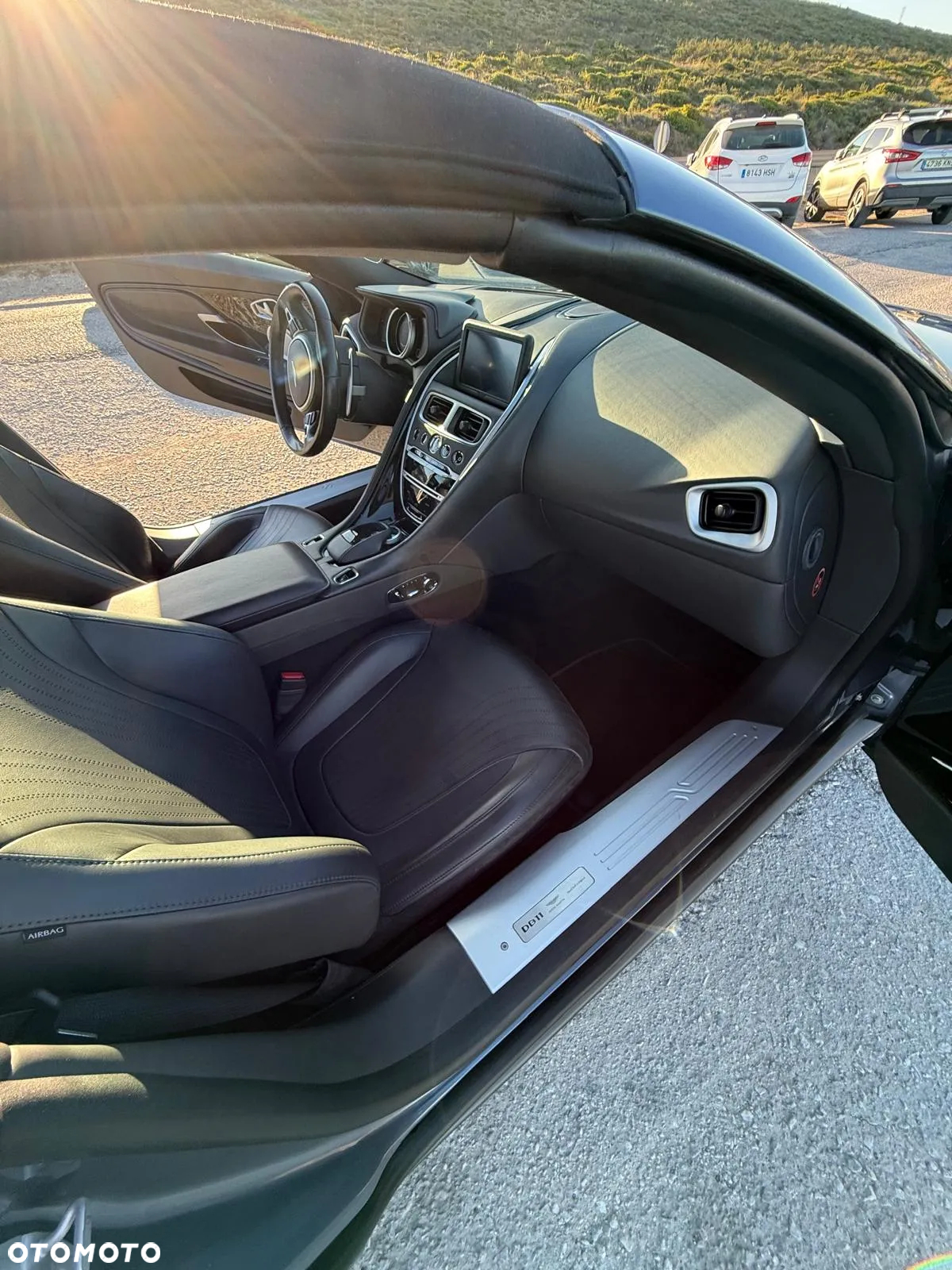 Aston Martin DB11 V8 Volante - 5