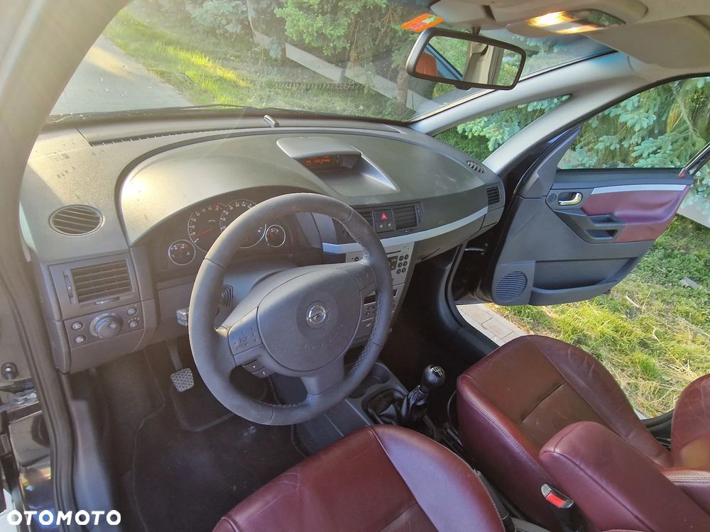 Opel Meriva 1.8 16V Easytronic Cosmo - 18