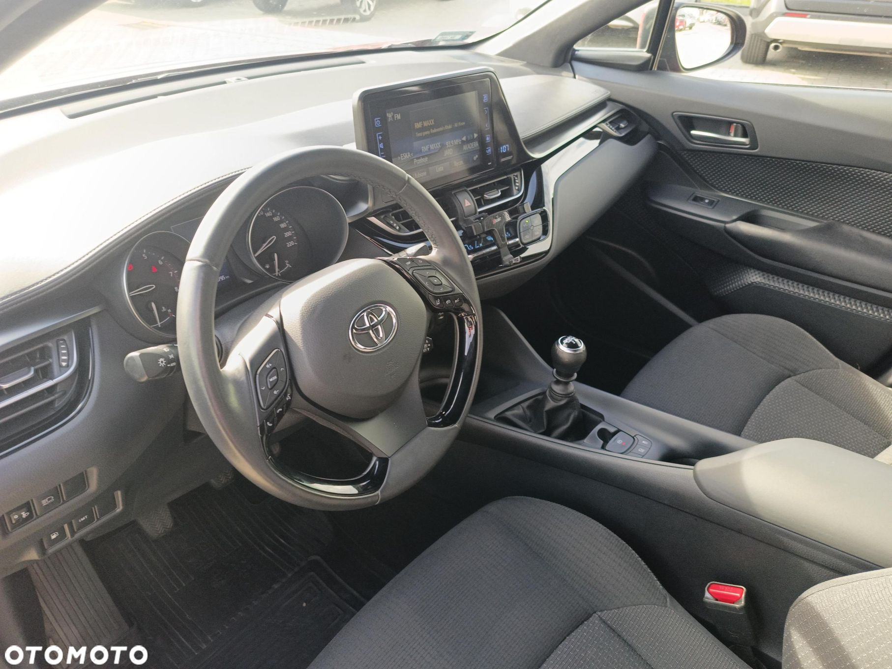 Toyota C-HR 1.2 T GPF Premium - 9