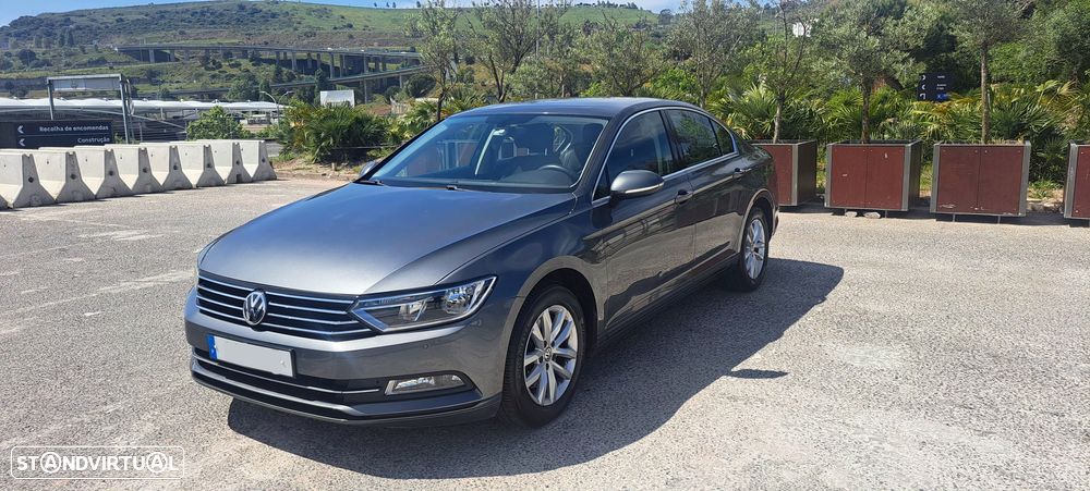 VW Passat 2.0 TDI Confortline foto 3