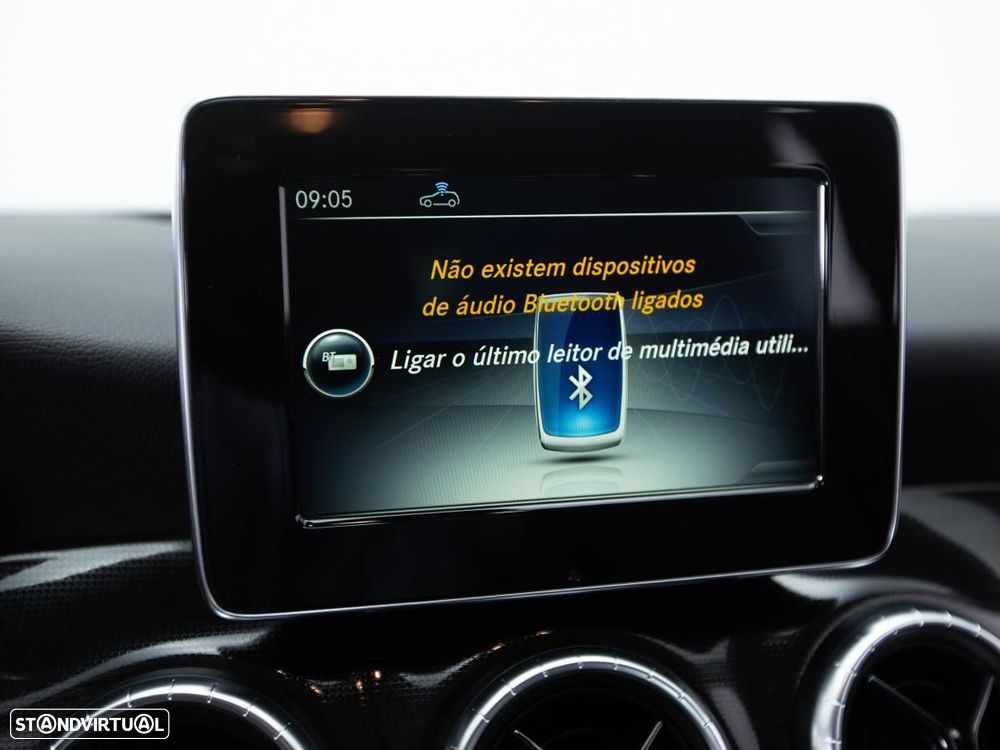 Mercedes-Benz CLA 180 - 21