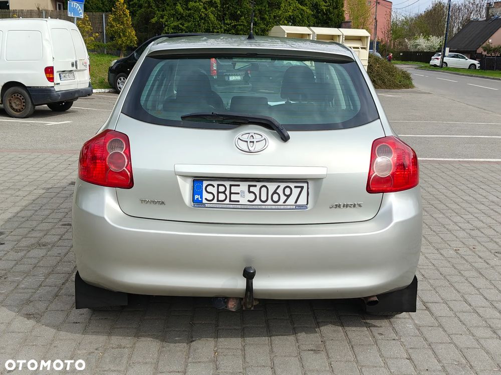 Toyota Auris 2.0 D-4D Luna - 9