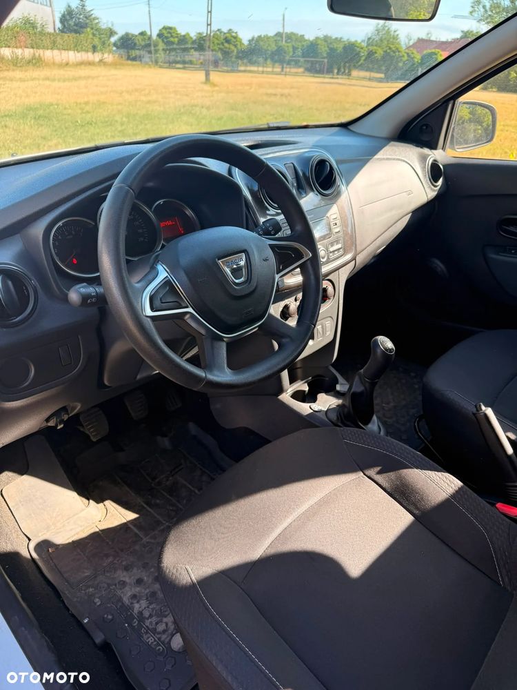 Dacia Sandero - 10