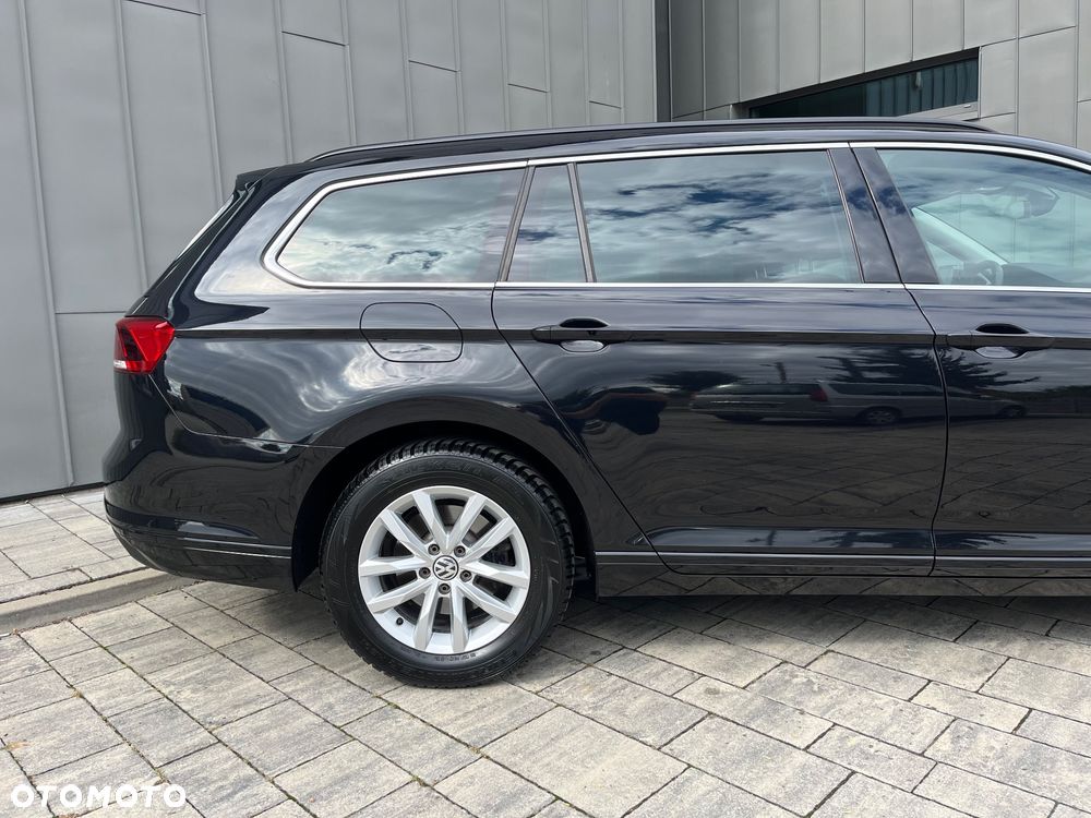 Volkswagen Passat - 6
