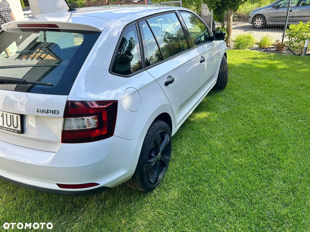 Skoda RAPID 1.4 TDI DPF Ambition - 4