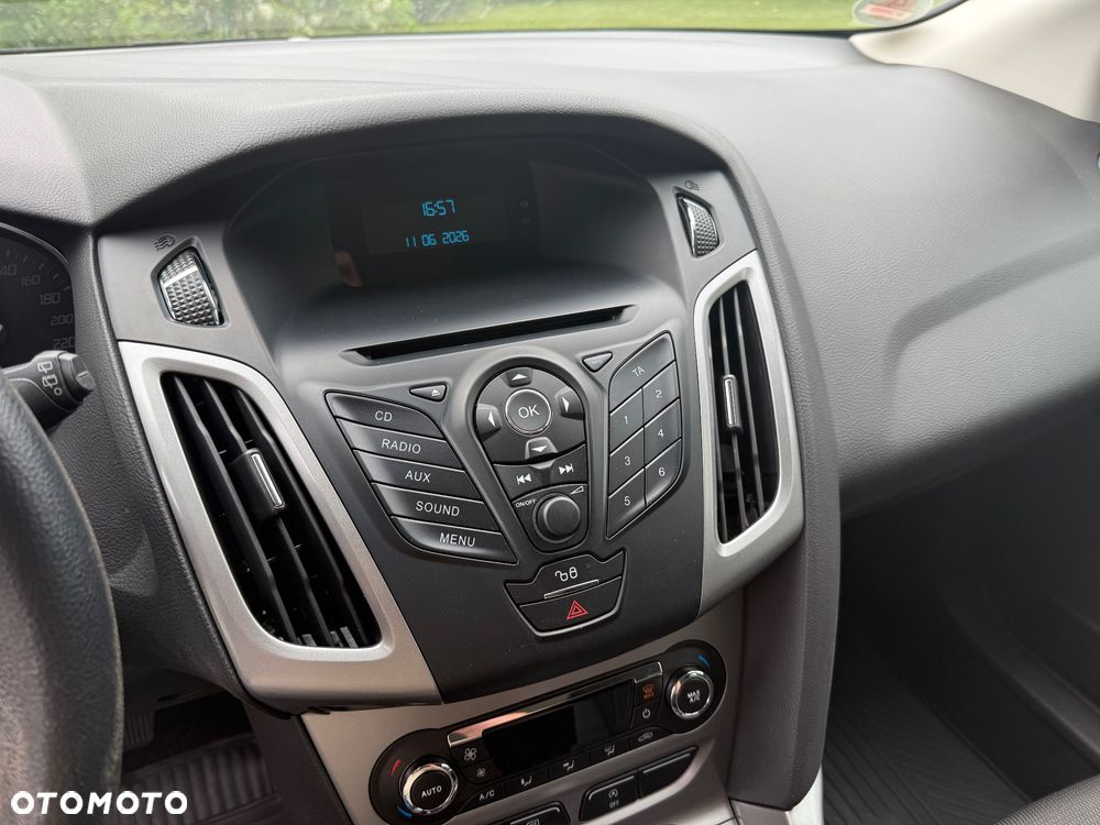 Ford Focus 1.0 EcoBoost Start-Stopp-System SYNC Edition - 24