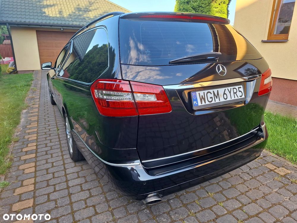 Mercedes-Benz Klasa E 200 CGI BlueEffICIENCY Avantgarde - 5