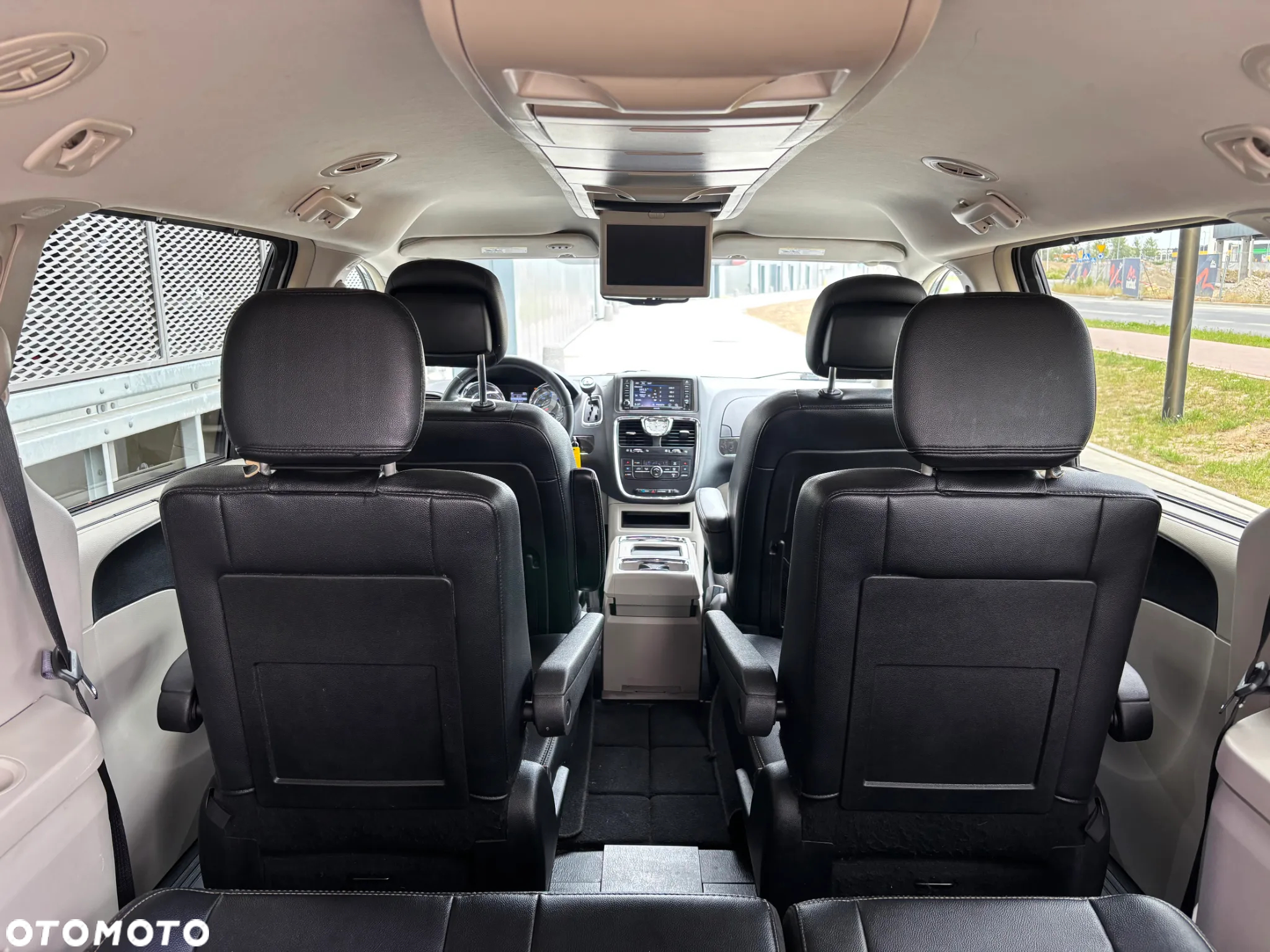 Chrysler Town & Country 3.6 Limited - 20