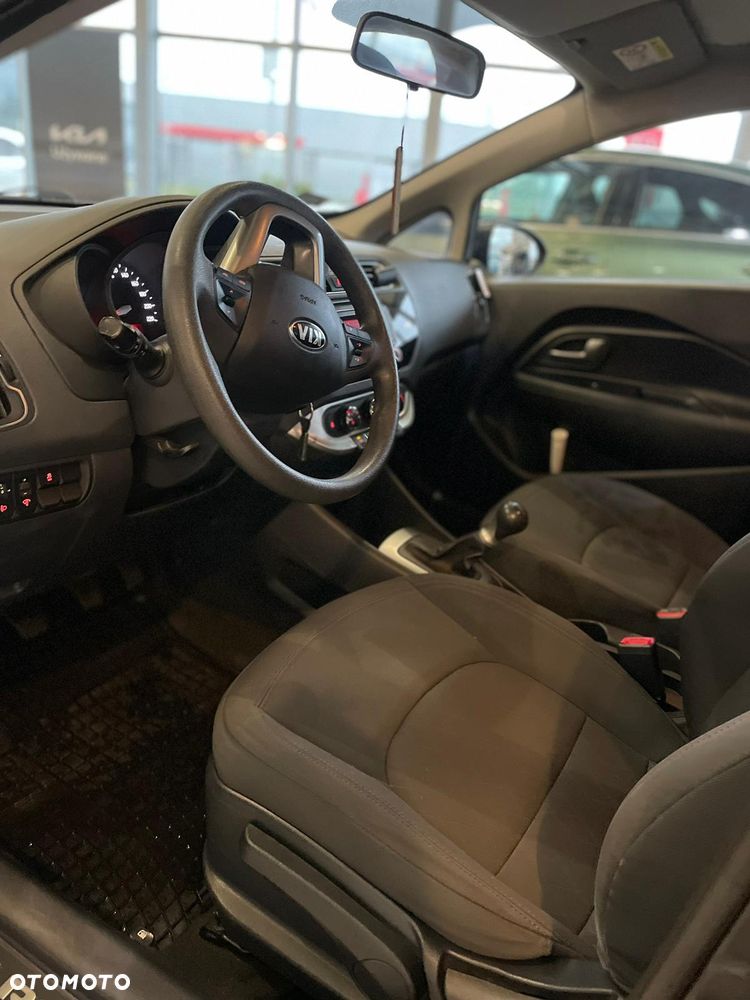 Kia Rio 1.2 M - 5