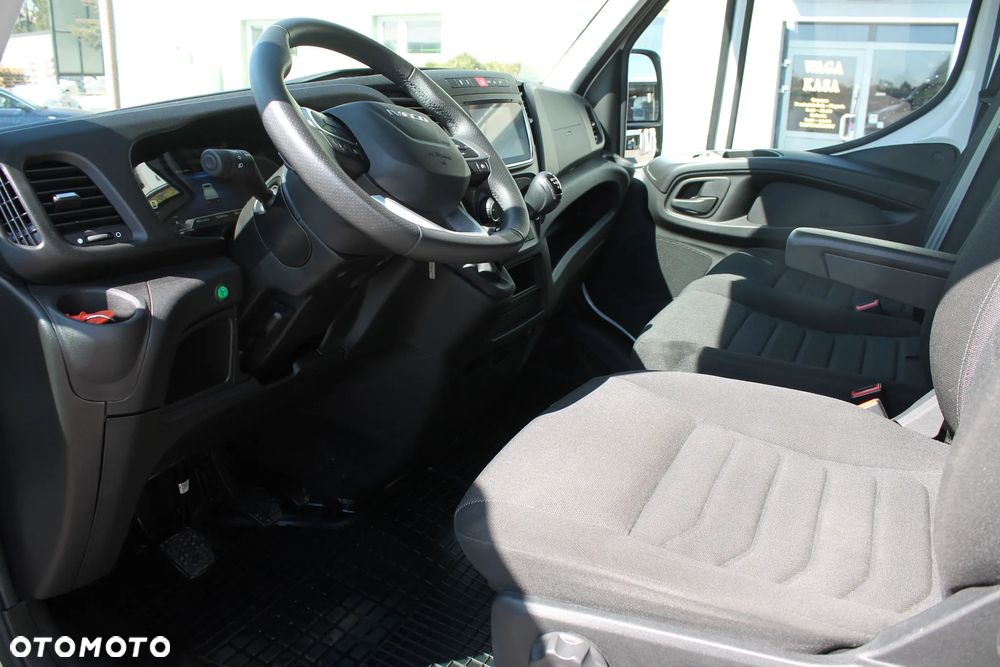 Iveco 50C16** JAK NOWE** 15tkm** WINDA** - 15