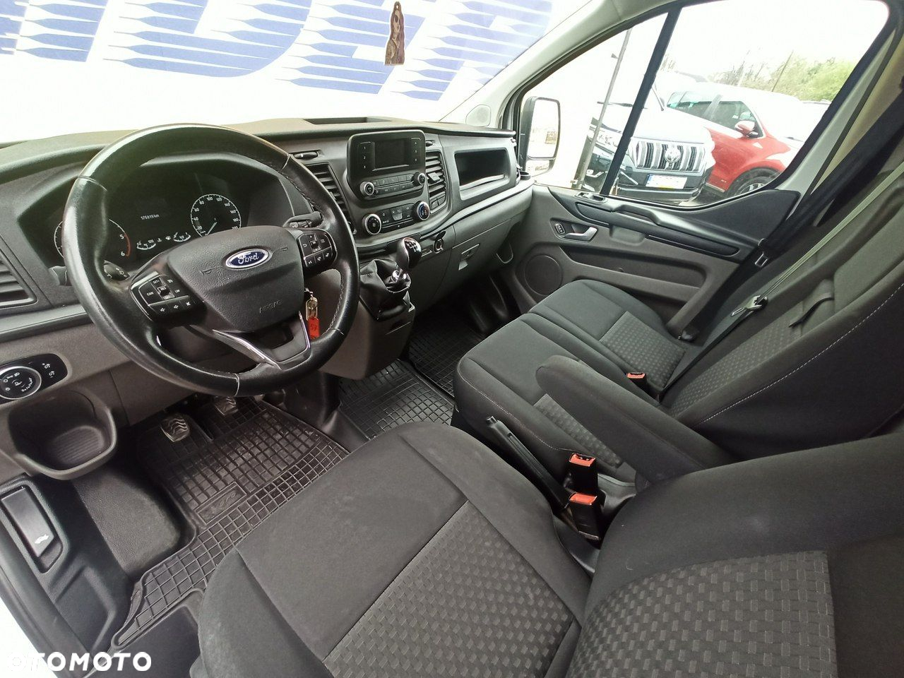 Ford Transit Custom - 10