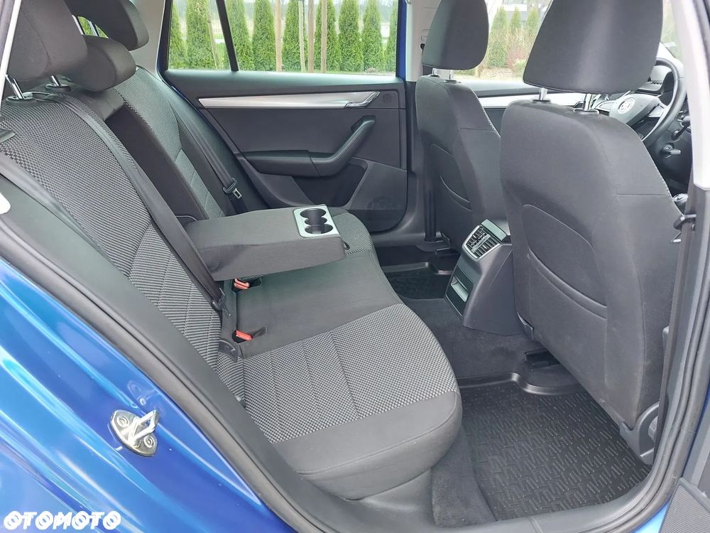 Skoda Octavia 1.2 TSI Ambition - 36